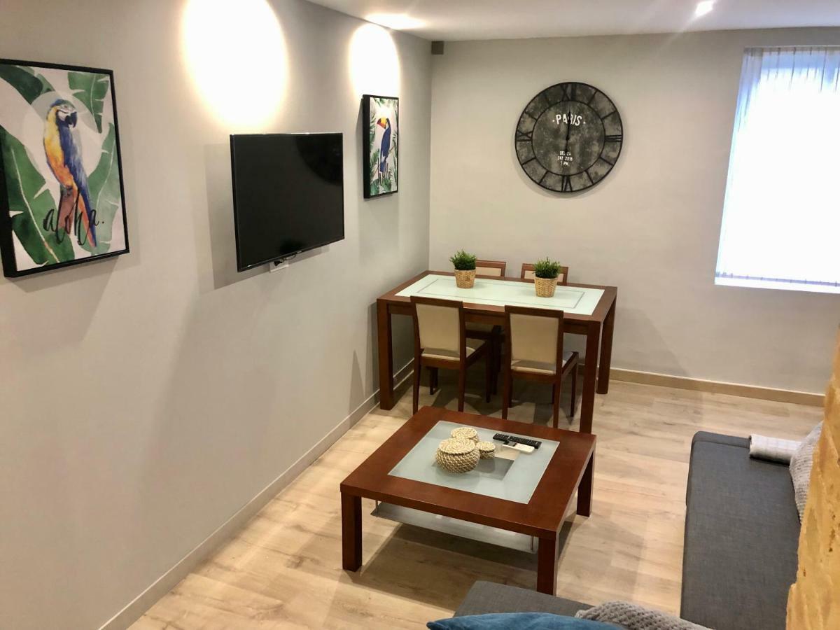 Apartamento San Blas-Antiguo Mercado Central Zaragoza Dış mekan fotoğraf