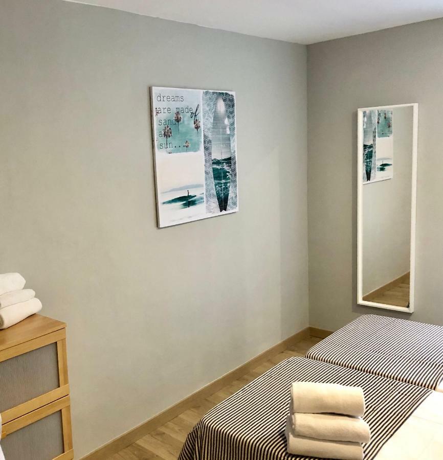 Apartamento San Blas-Antiguo Mercado Central Zaragoza Dış mekan fotoğraf