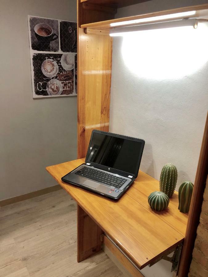 Apartamento San Blas-Antiguo Mercado Central Zaragoza Dış mekan fotoğraf